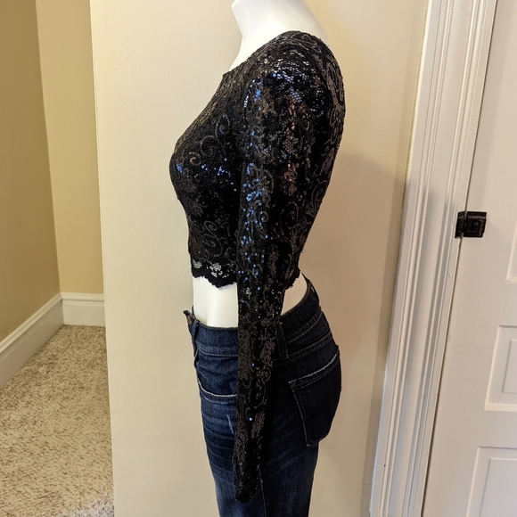 Jodi Kristopher black lace long sleeve sequin crop top size 1 - Picture 2 of 7